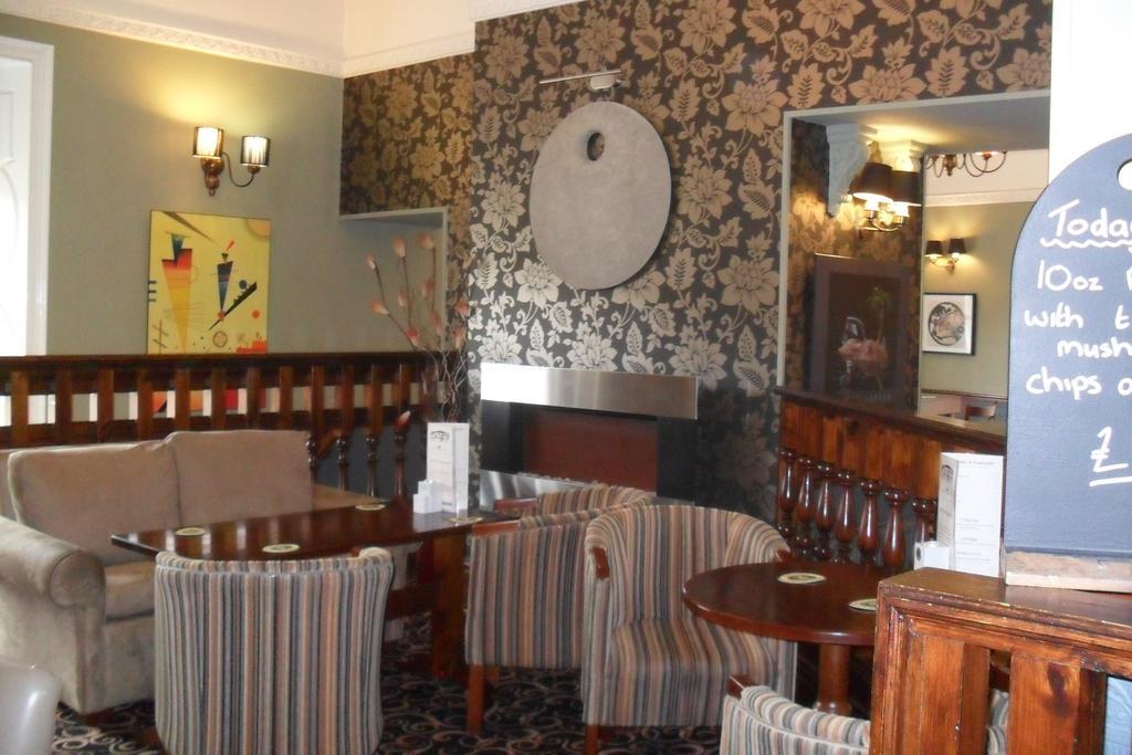 The Queen Hotel Todmorden Ngoại thất bức ảnh