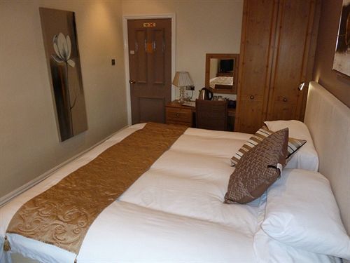 The Queen Hotel Todmorden Ngoại thất bức ảnh